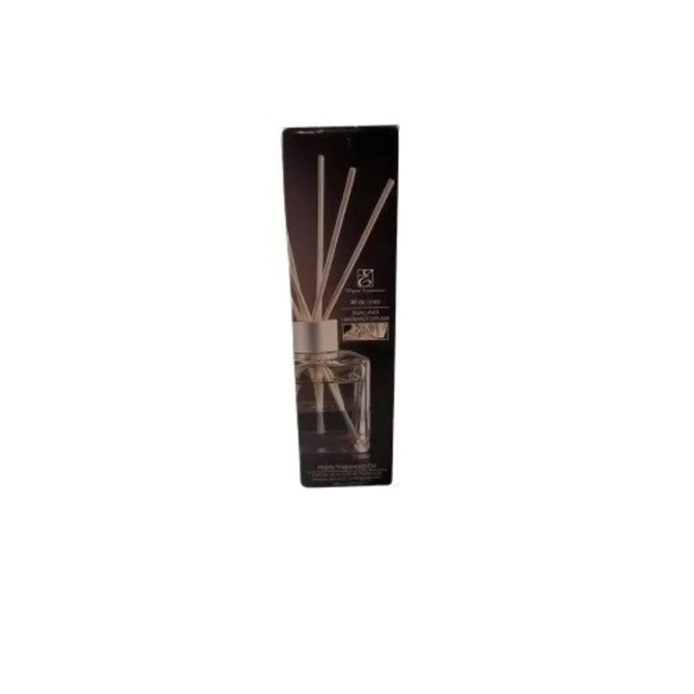 Elegant Expressions White Linen Frangrance Diffuser With Rattan Sticks